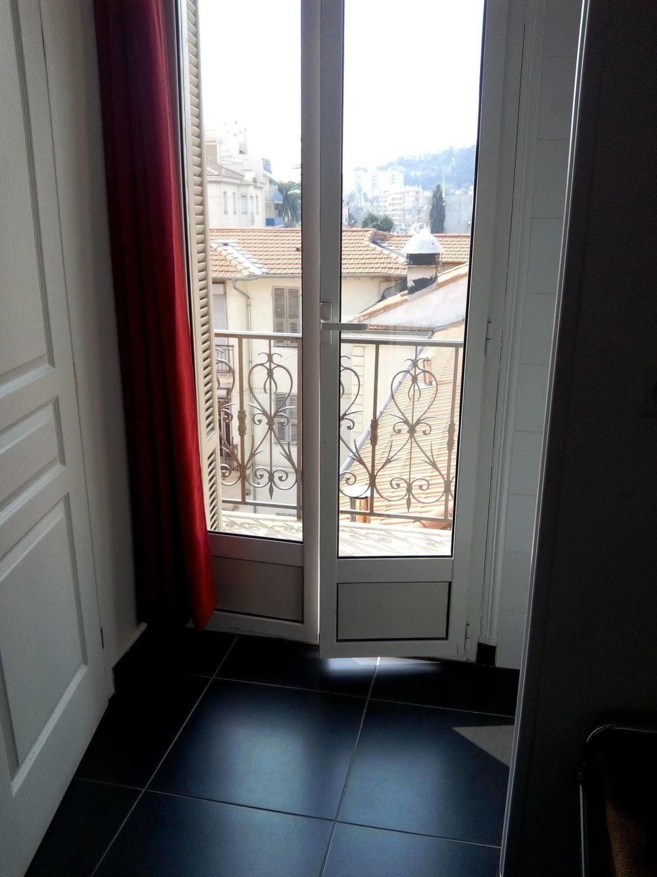 Hotel De Belgique A Menton Eksteriør bilde