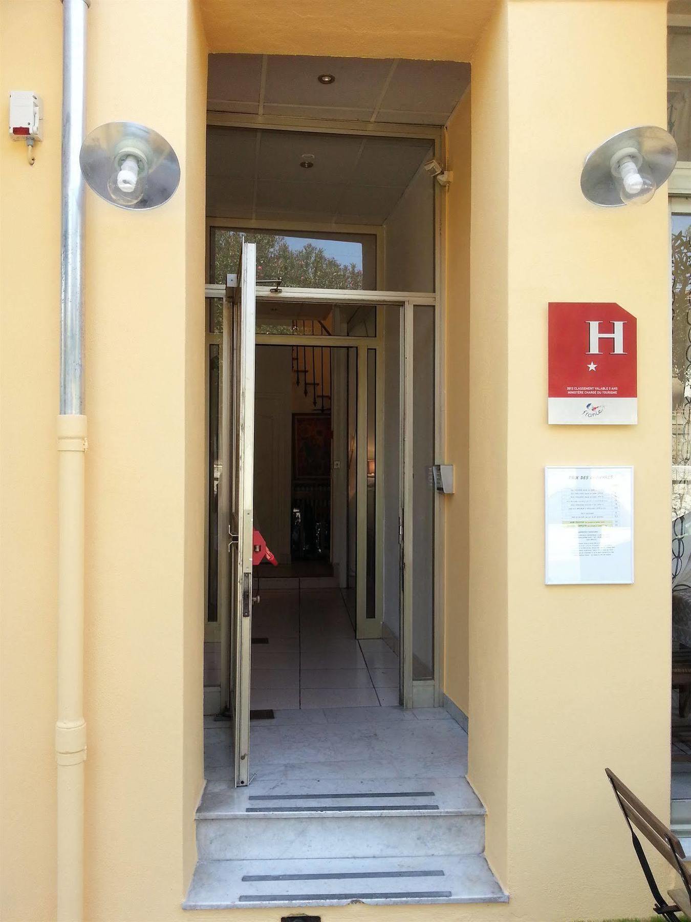 Hotel De Belgique A Menton Eksteriør bilde